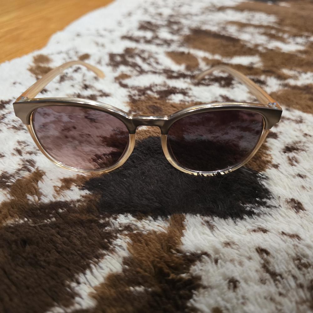 Foster Grant Brown Sunglasses